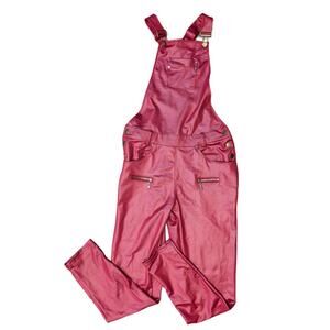 NWOT CBR Burgundy overalls Size L
Waist is 31”, hips 28”, inseam 29”. Stretchy.